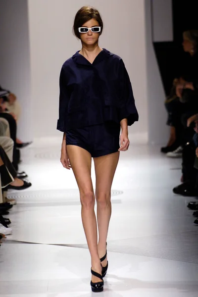 Look 9